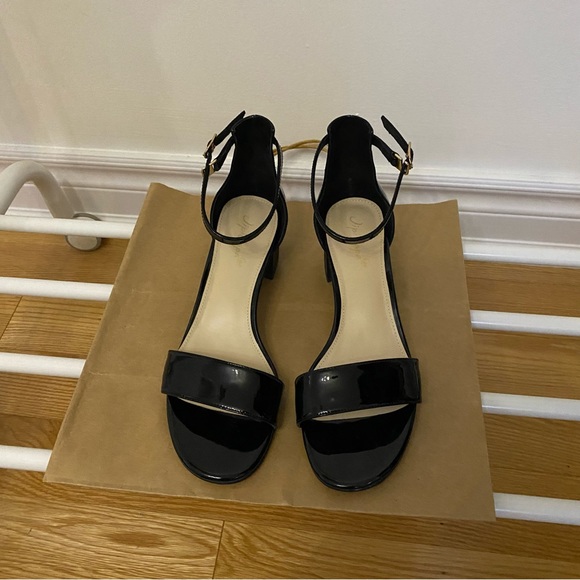 [SOLD] JIPI JAPA black patent leather sandals - Picture 2 of 7